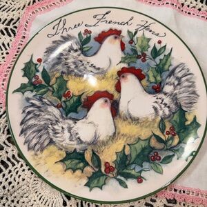 Three French Hens Decorative Plate - Festive Roosters & Holly 9in